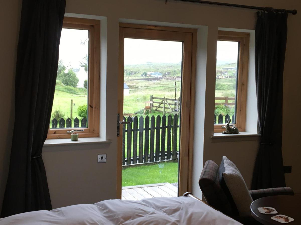 40 Bernisdale - The Sabhal Villa Skeabost Bagian luar foto