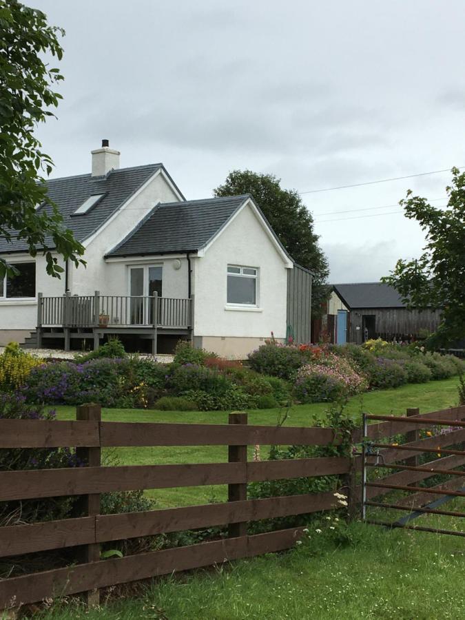 40 Bernisdale - The Sabhal Villa Skeabost Bagian luar foto